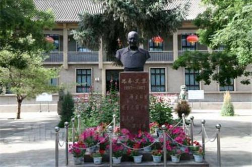 甘凉咽喉路易艾黎纪念馆_副本.jpg