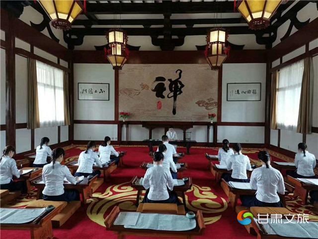 平凉泾川大云寺王母宫康养旅游体验馆_副本.jpg