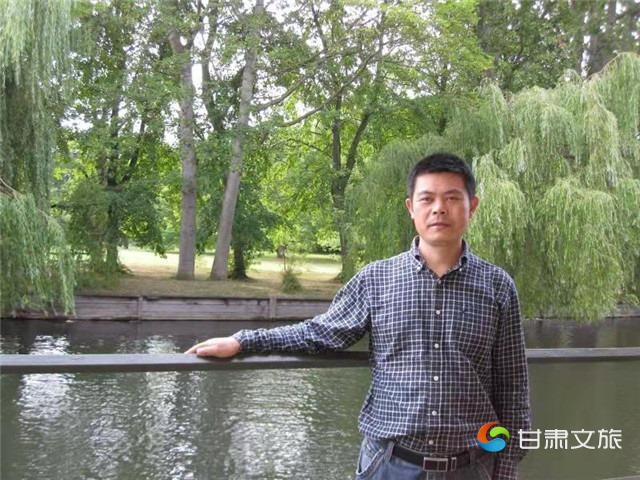 图6杨华教授_副本.jpg
