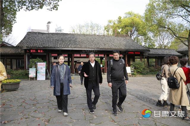12145074_副本.jpg