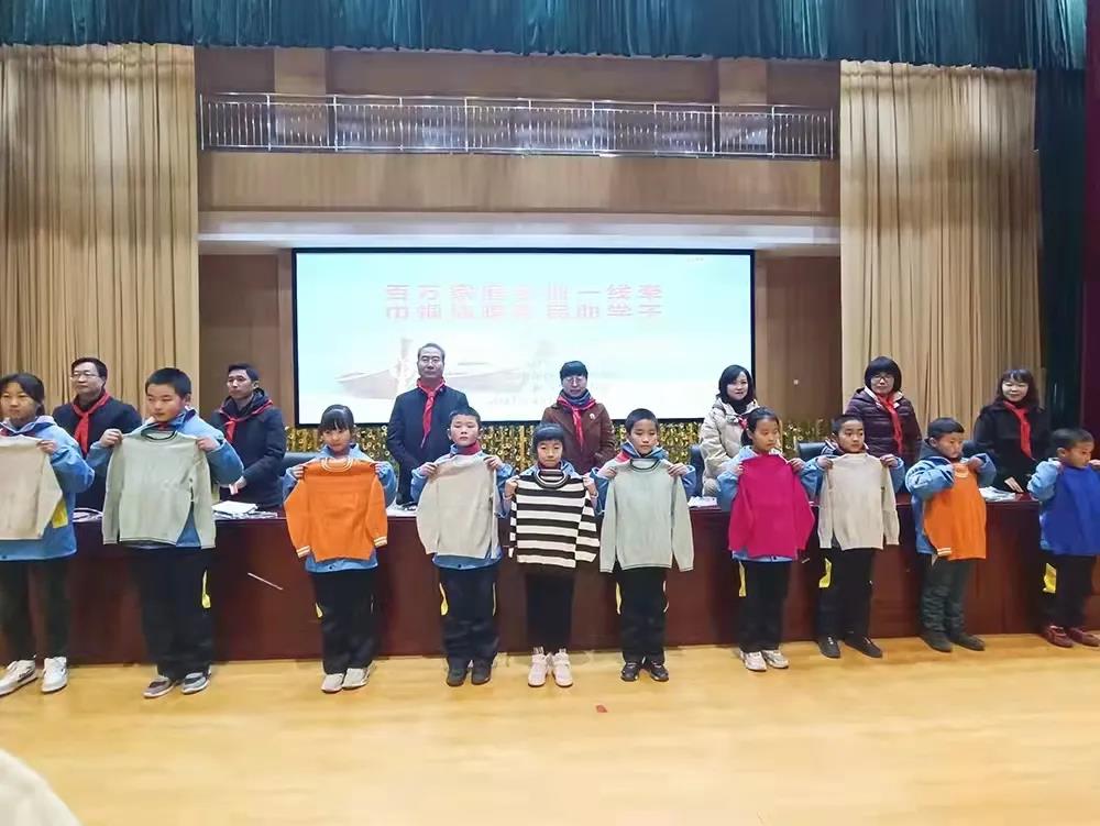 http://wlcf.cttv.co/NewsImag/52df22e9a54f4fe99152aad69fc45dec.jpg