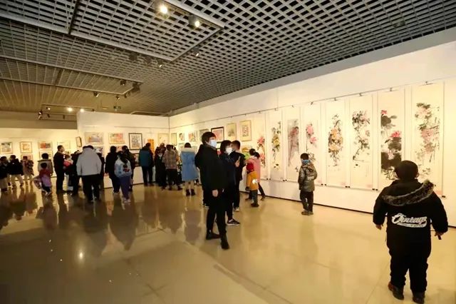 http://wlcf.cttv.co/NewsImag/927c9619293e4e60abf792a2f2ea2a3a.jpg