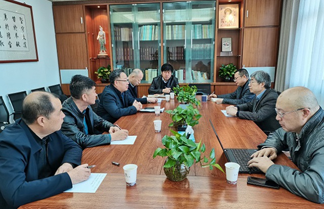 http://wlcf.cttv.co/NewsImag/9fcfc6bcf14c44bda427a2af1b8a082a.jpg