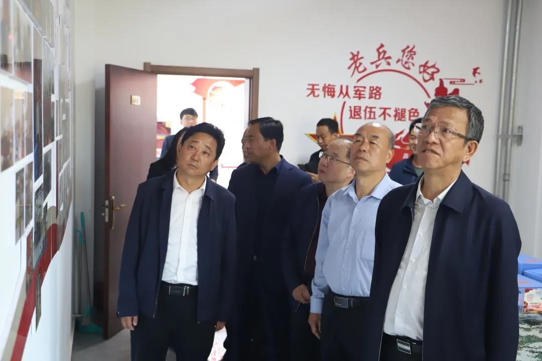 http://wlcf.cttv.co/NewsImag/bdc1918895be4103bb066874c9c861ff.jpg