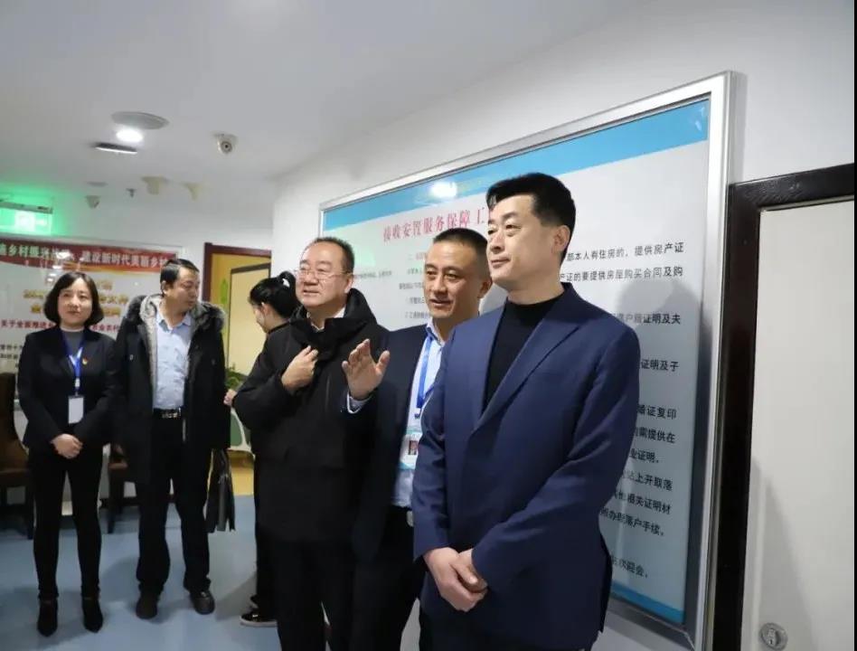 http://wlcf.cttv.co/NewsImag/cf64e36440b447e48c6ef370ded2f725.jpg