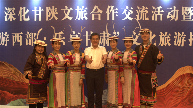 http://wlcf.cttv.co/NewsImag/f6b44cad9a194bdab3a5590ced1e1133.jpg